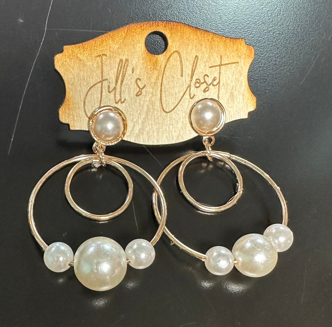 Double Circle Pearl Earrings