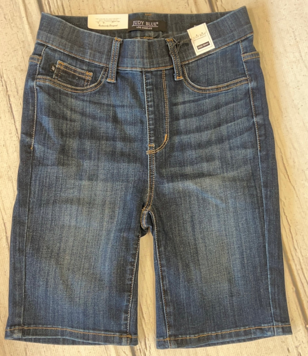 Judy blue pull on biker shorts