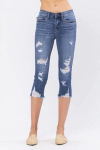 Judy Blue destroyed Skinny Fit Capri