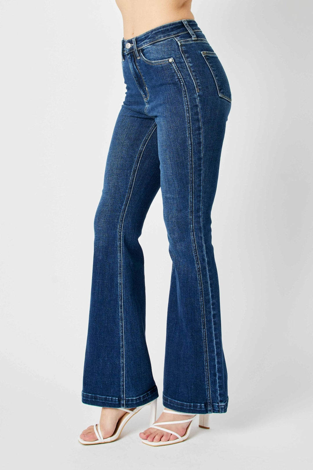 Judy Blue Side Eye Flare jeans