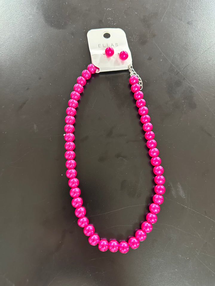 Colored Pearls Necklace & Earrings set