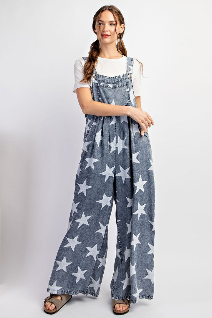 Star print overalls