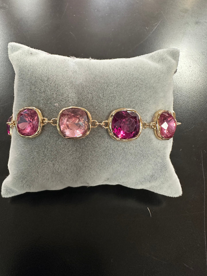 June’s Sq. Faceted Bracelet