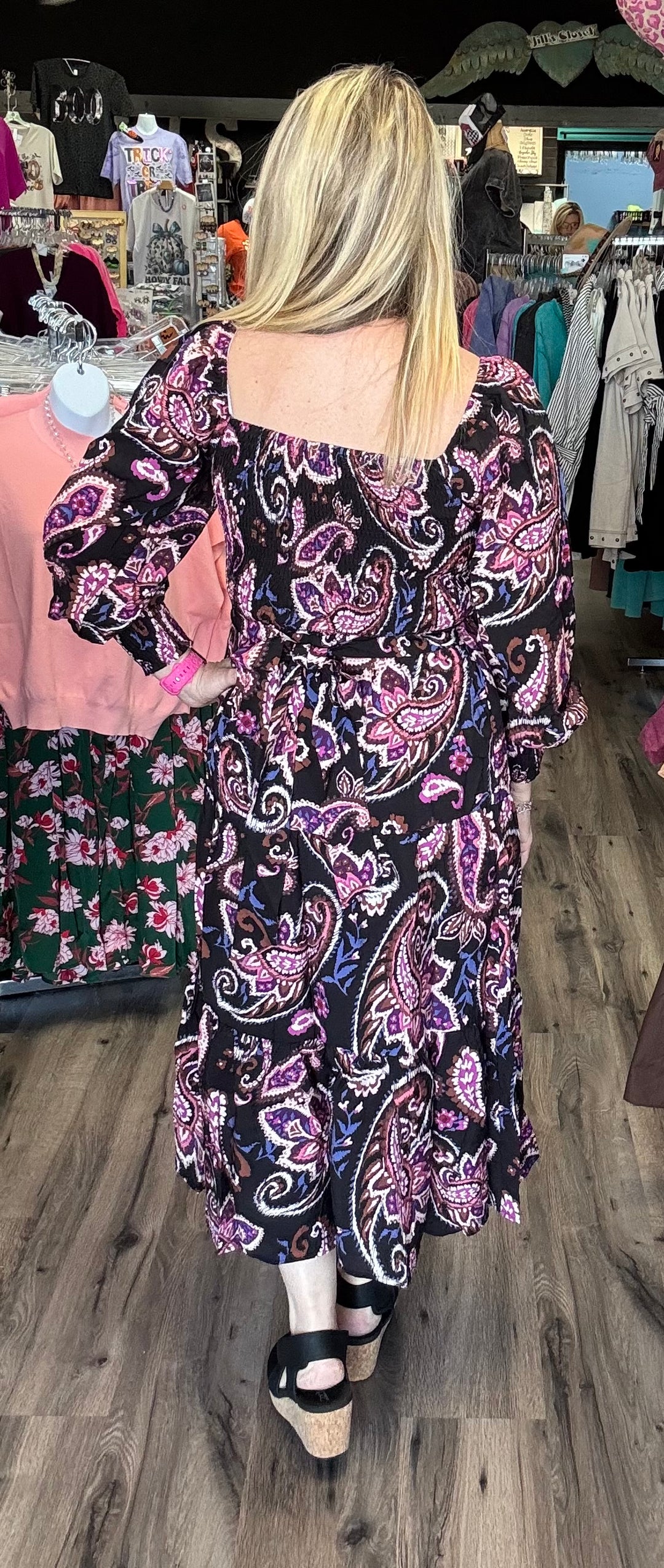 Jennifer’s Midi Dress