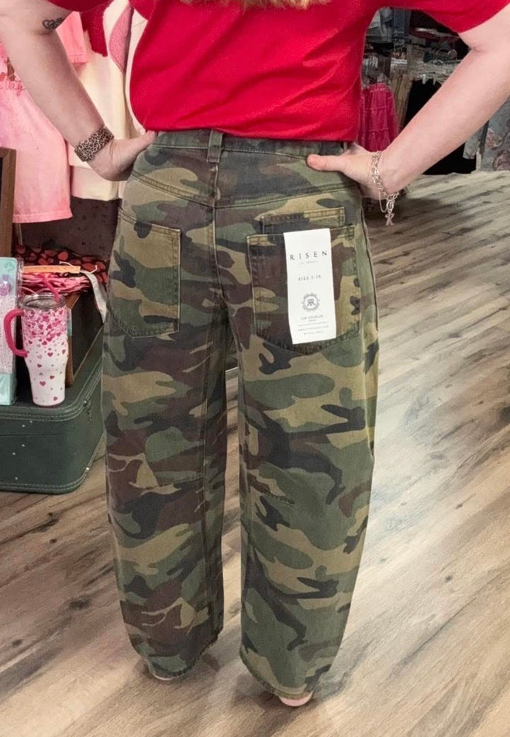 Camo Barrel Crop Pants