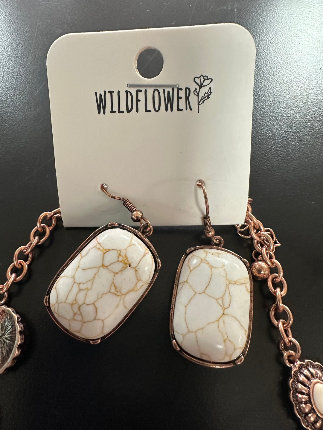 Copper & White Buffalo Necklace Set