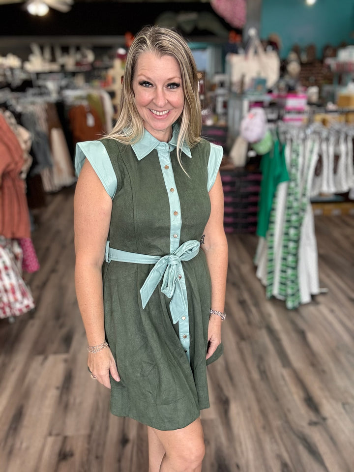 Mona’s Button up Dress
