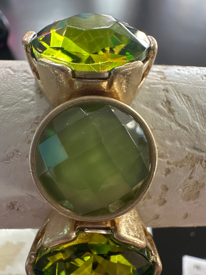 Lg. faceted Rd. stone Bracelets