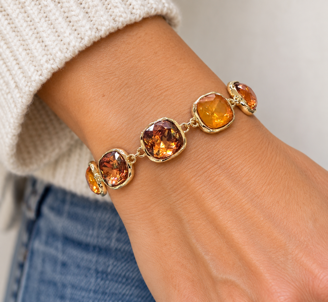 June’s Sq. Faceted Bracelet
