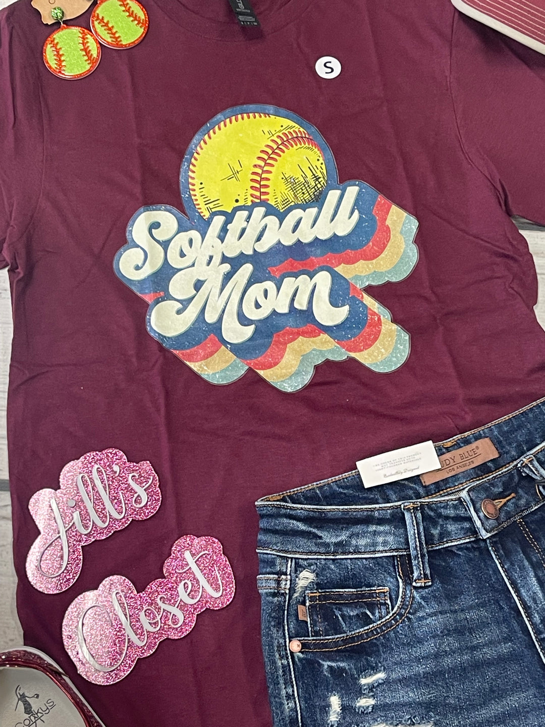 Retro Softball mom tee