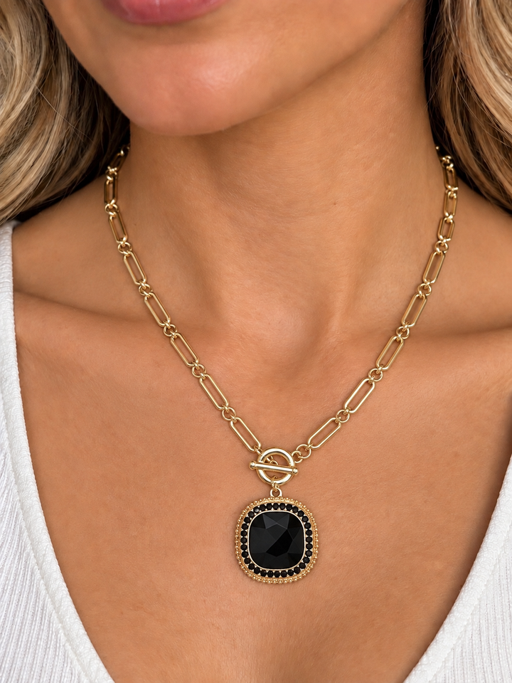 Jeweled Pendant Necklace