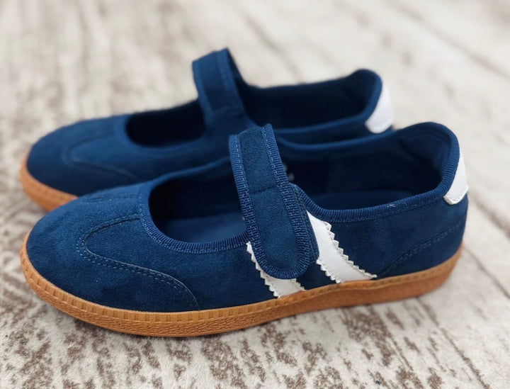 Corky’s Calm Down Shoes