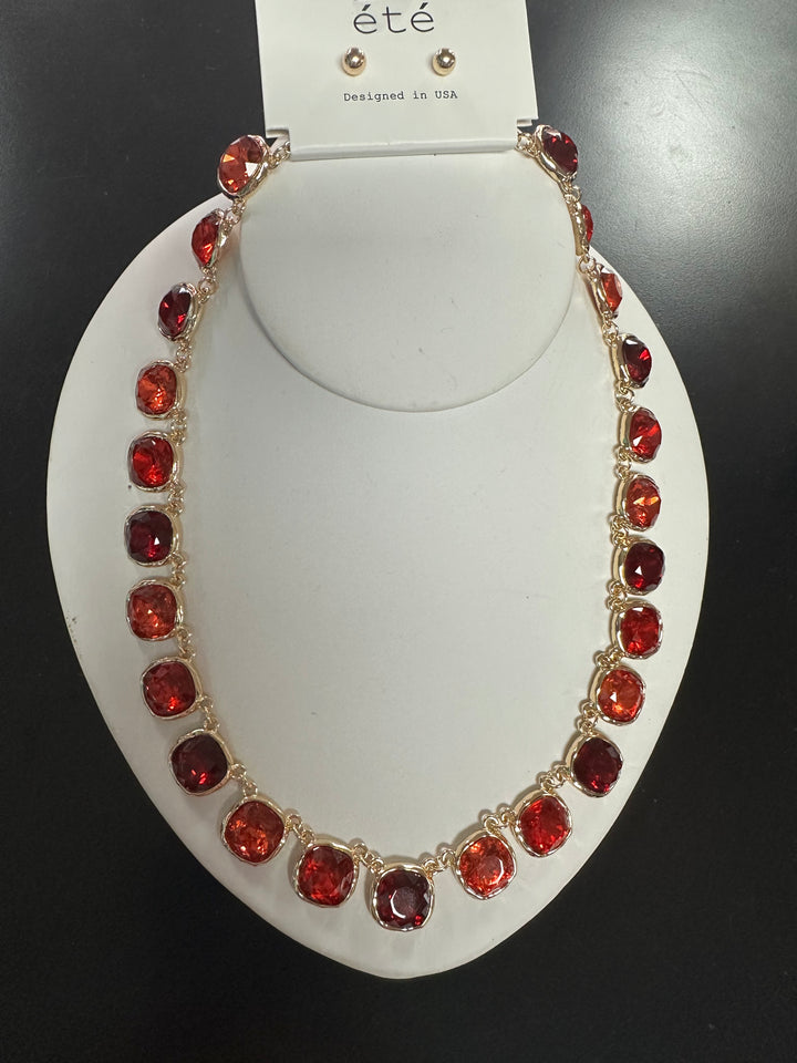 Mavis’ Bling Necklace Set