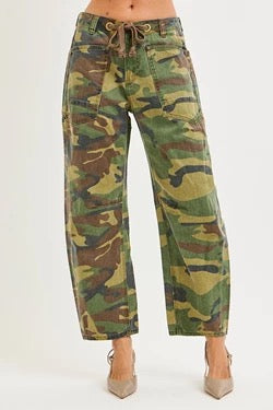 Camo Barrel Crop Pants