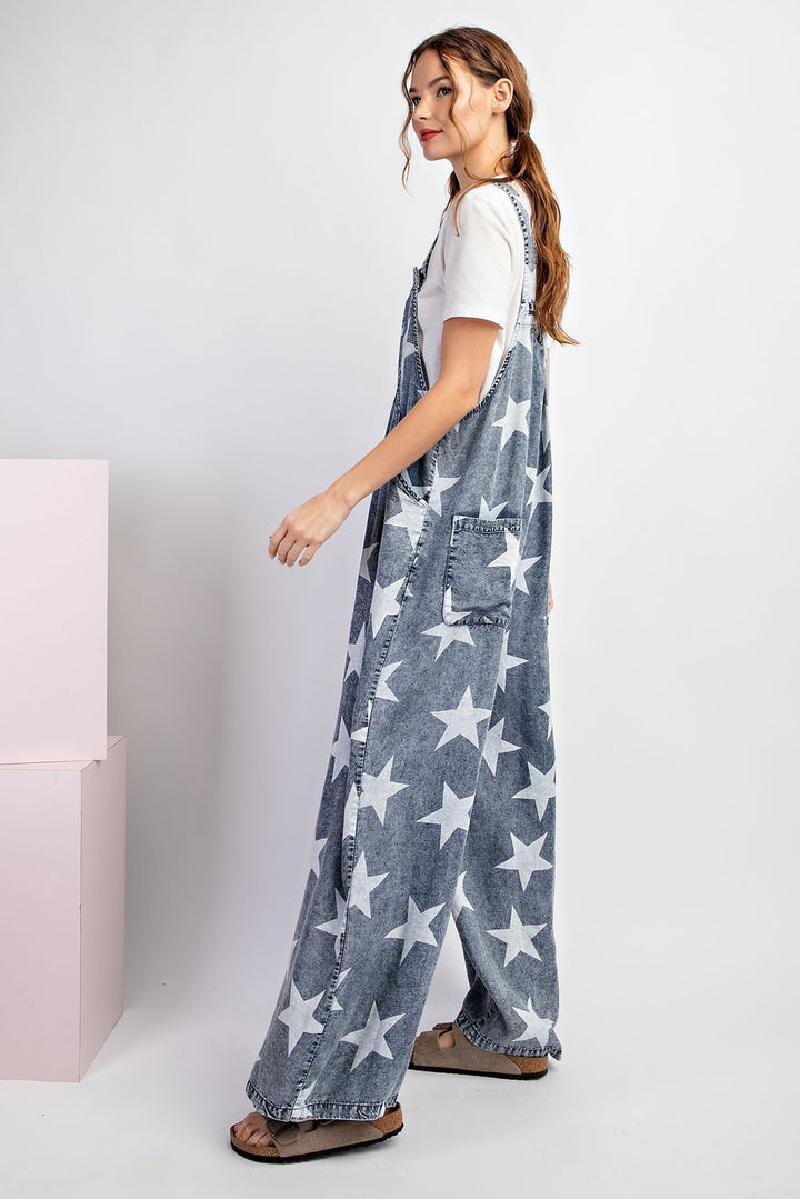 Star print overalls