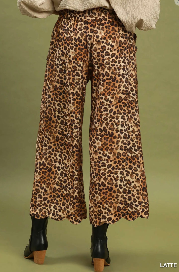 Lisa’s Wide Leg Leopard Pants