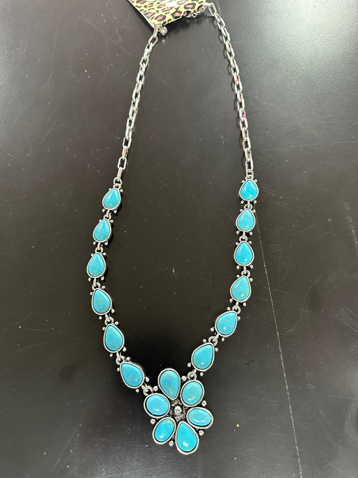 Oval Turquoise Magic Necklace