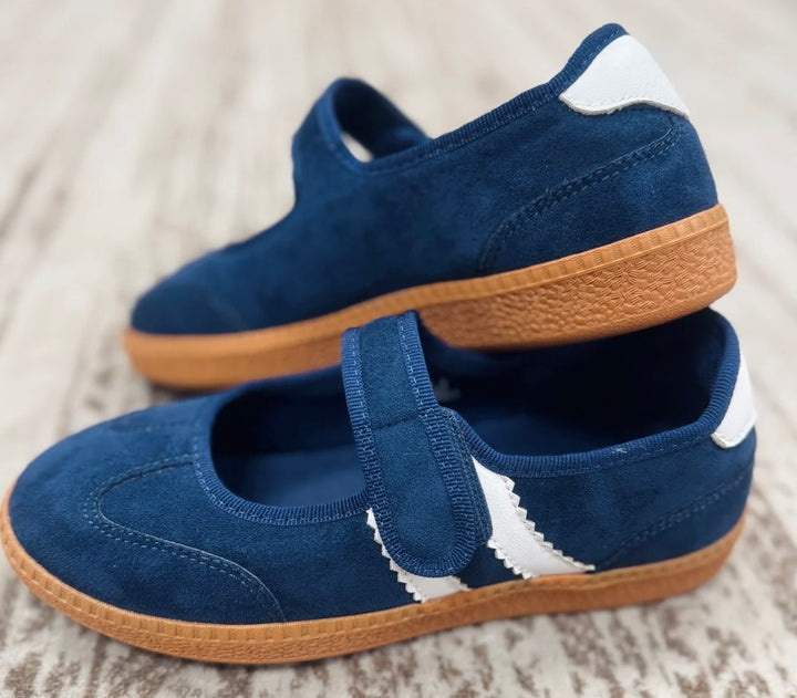 Corky’s Calm Down Shoes