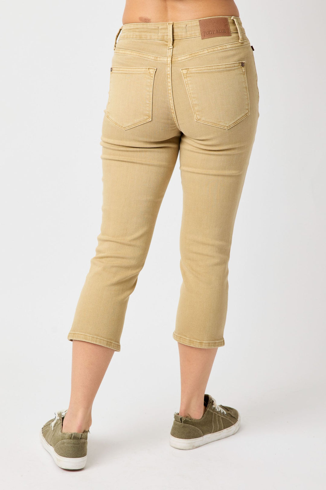 Judy Blue Tan Capri