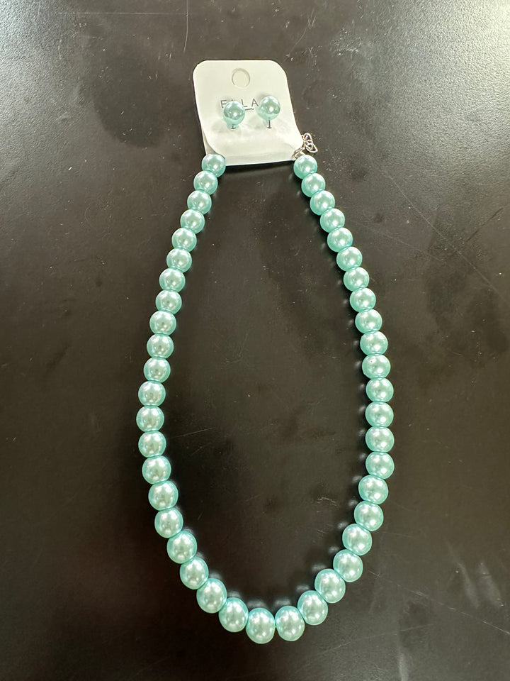 Colored Pearls Necklace & Earrings set