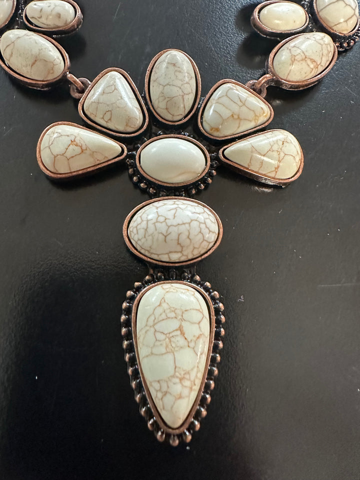 White Buffalo Necklace Set