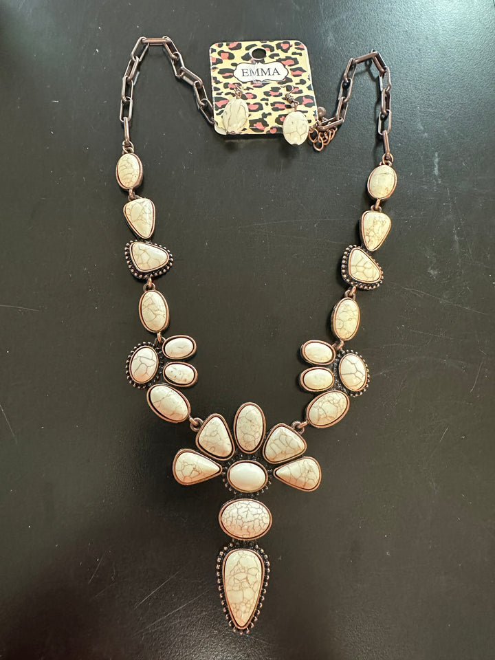 White Buffalo Necklace Set