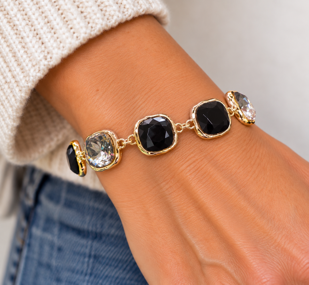 June’s Sq. Faceted Bracelet