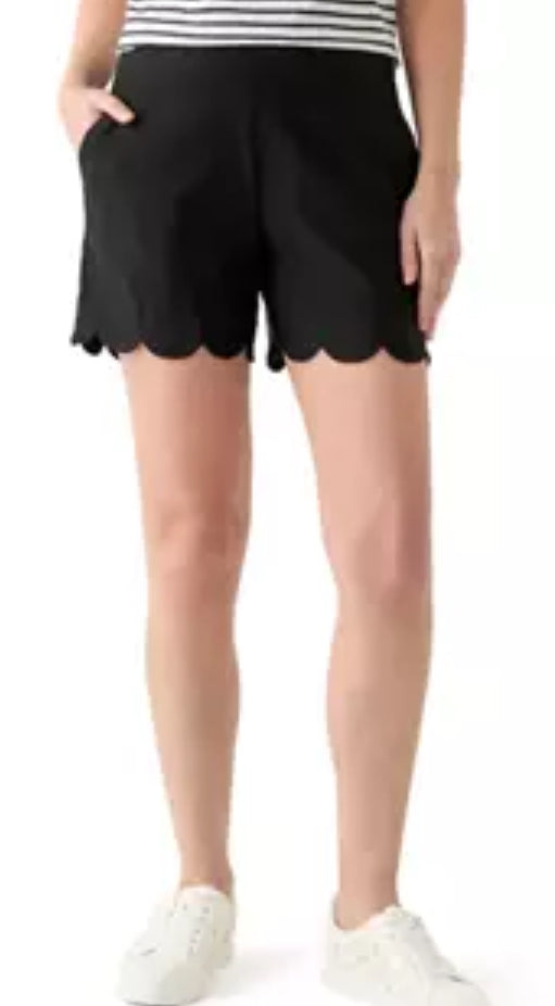Lucy scolloped Hem Shorts