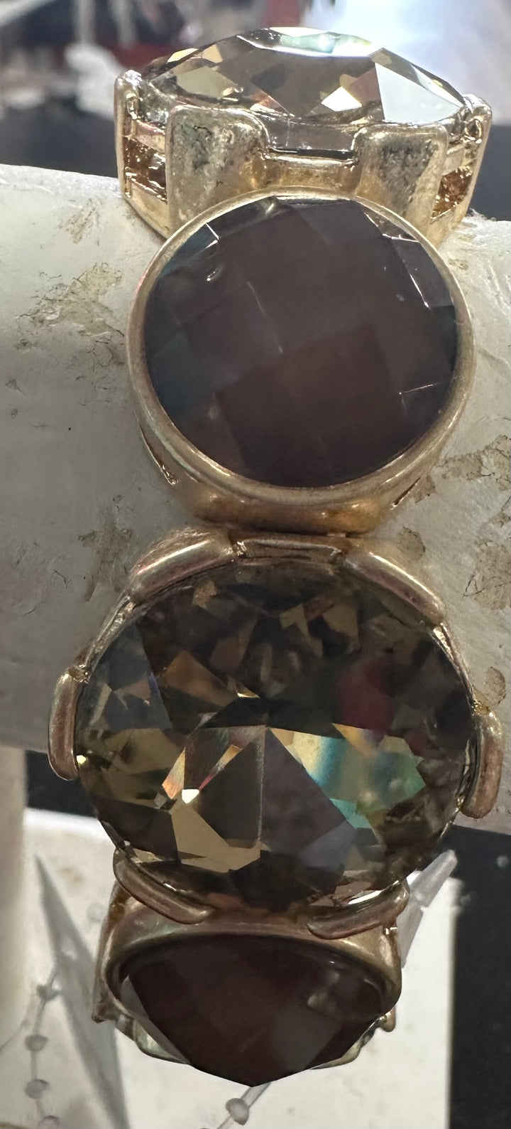 Lg. faceted Rd. stone Bracelets