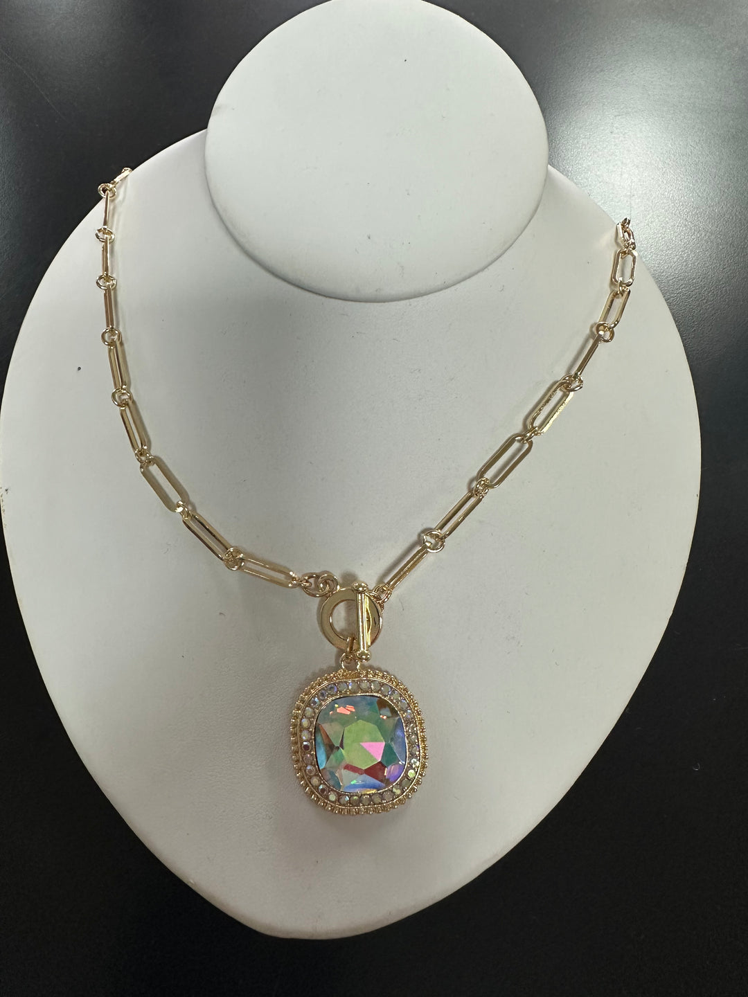 Jeweled Pendant Necklace