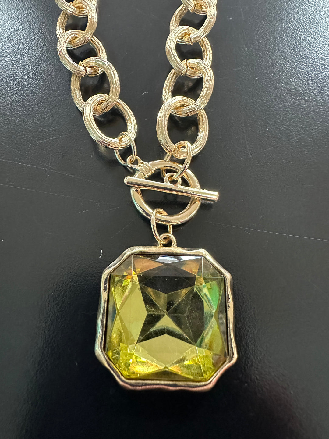 Toggle Necklace w/Lg Crystal Stone