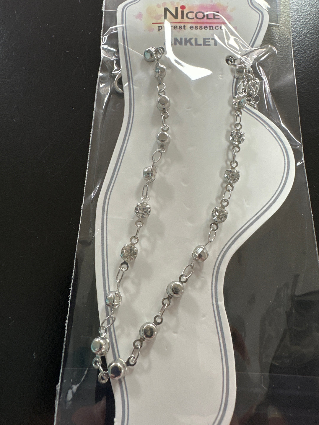 Ankle bracelet (Anklet)