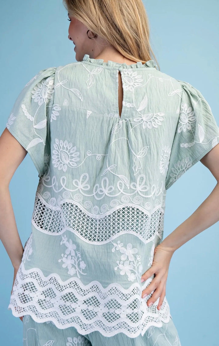Embroidery Dream 2Pc Set
