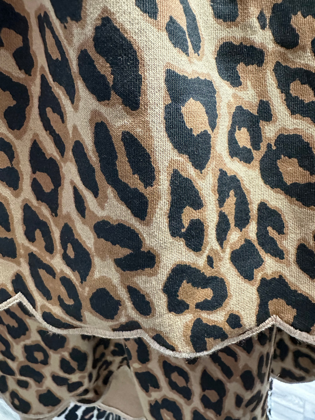 leopard shorts scolloped hem