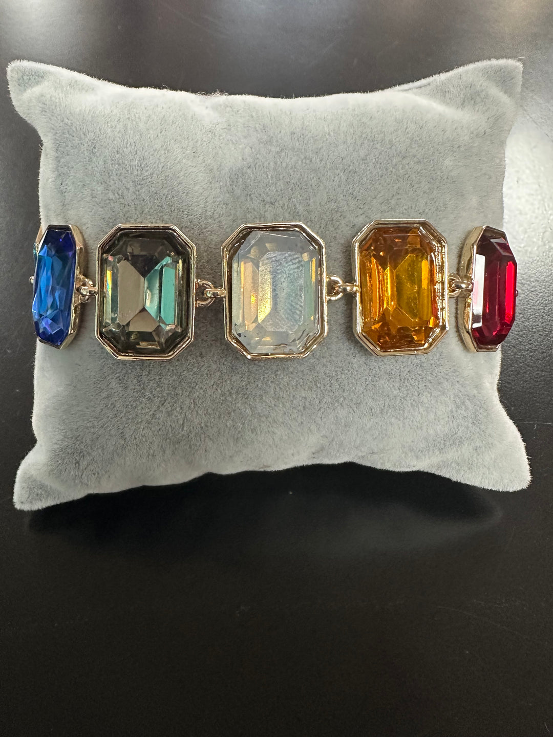 Emerald Stone Bracelet
