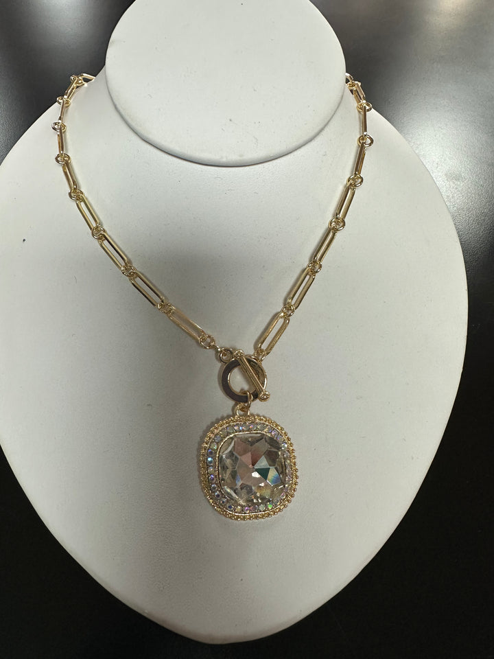 Jeweled Pendant Necklace