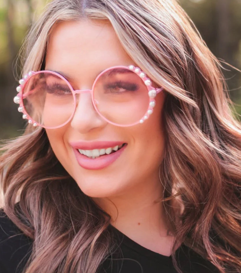 Flirty Pearl Sunglasses