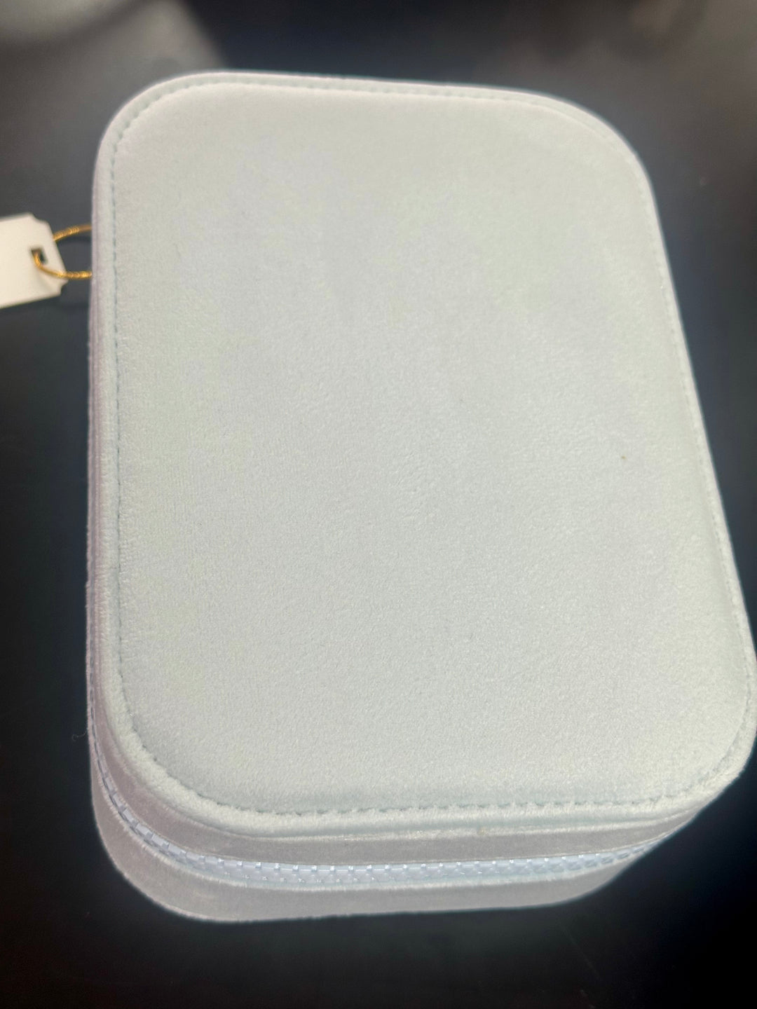 Light up makeup case