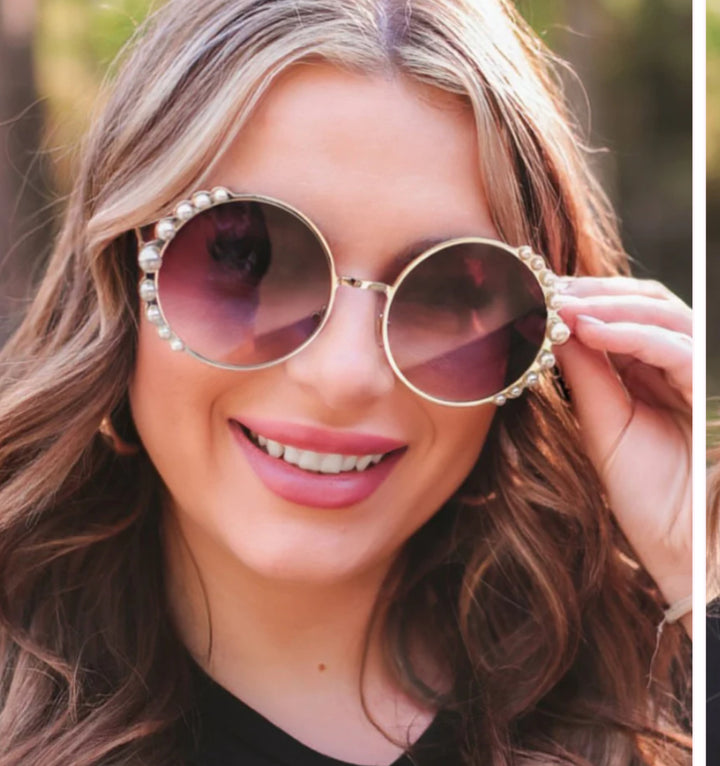 Flirty Pearl Sunglasses