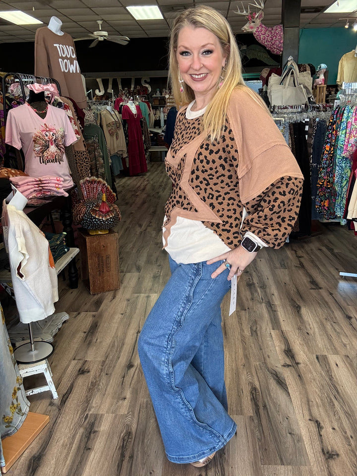 Risen Scalloped Jeans