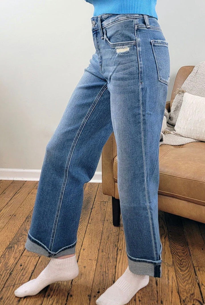 Lovervet Delicate Gleam Cuffed Jeans
