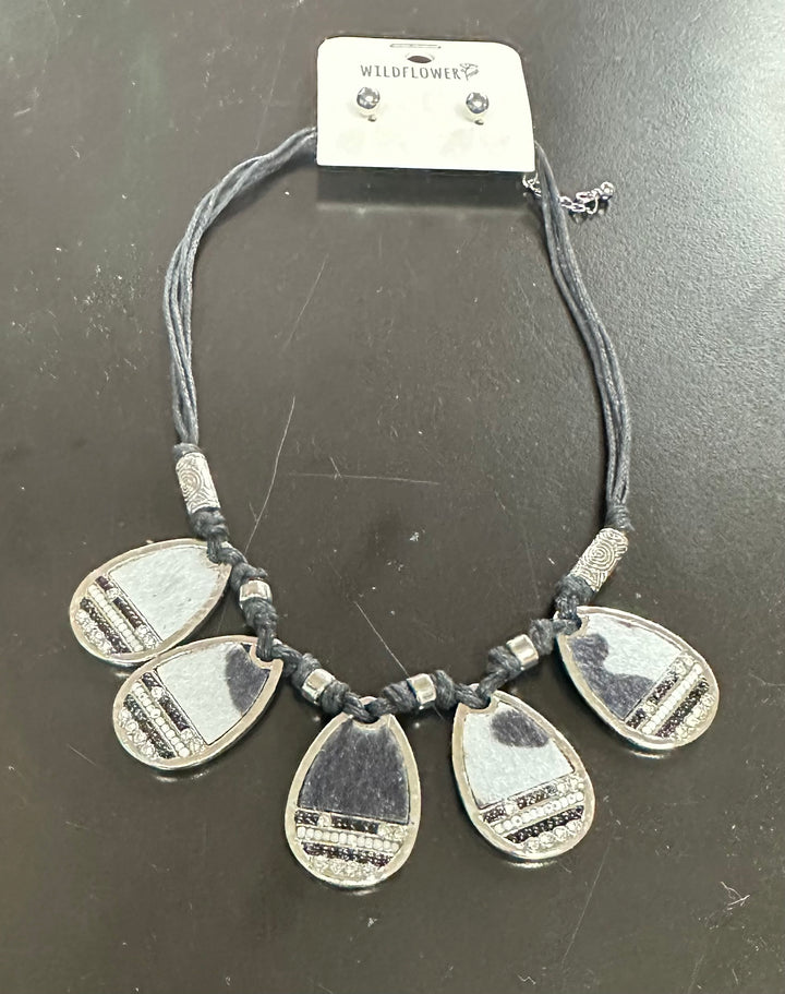 Carrie’s Hair-on Necklace