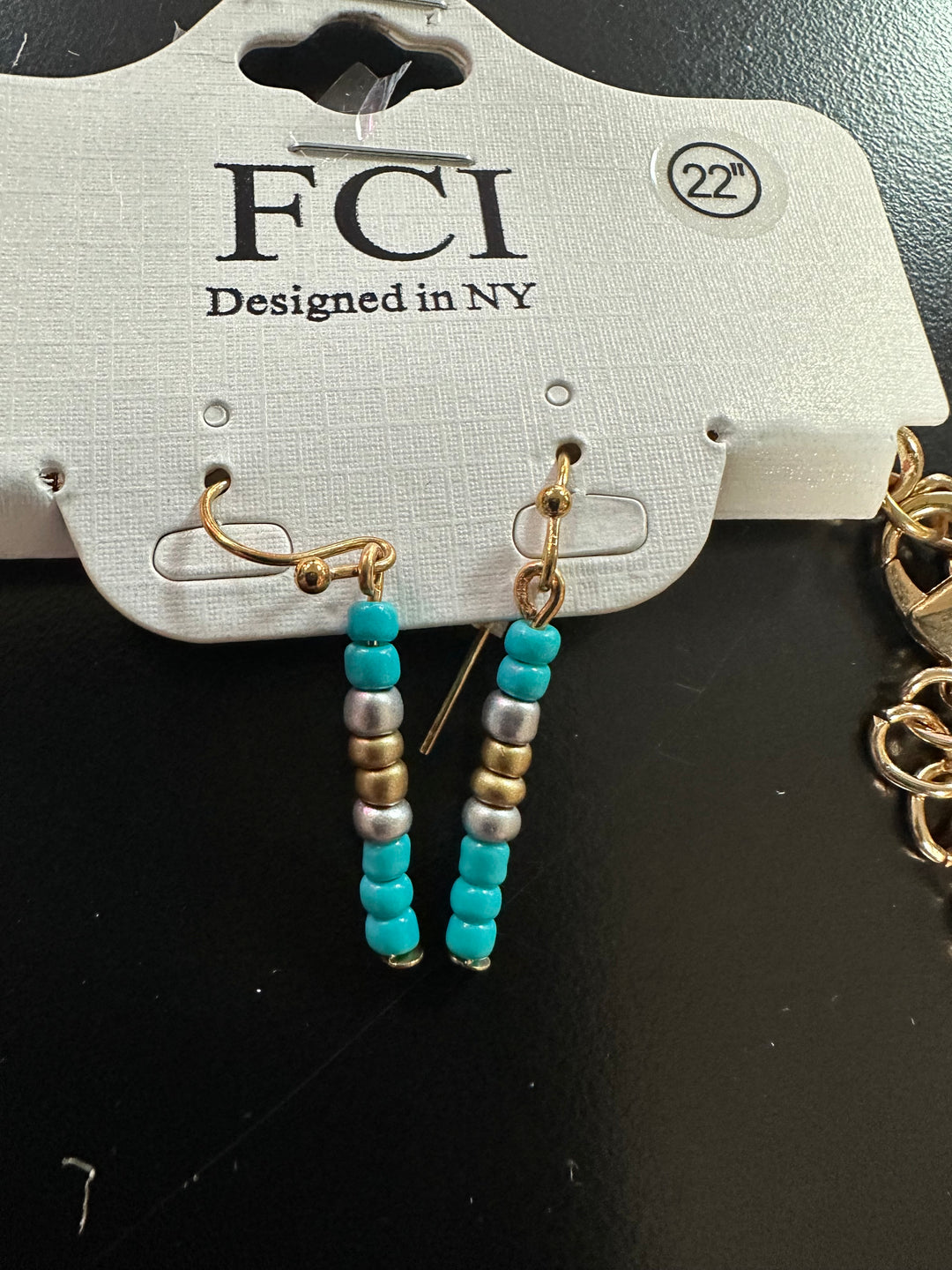 Leslie’s Necklace Set