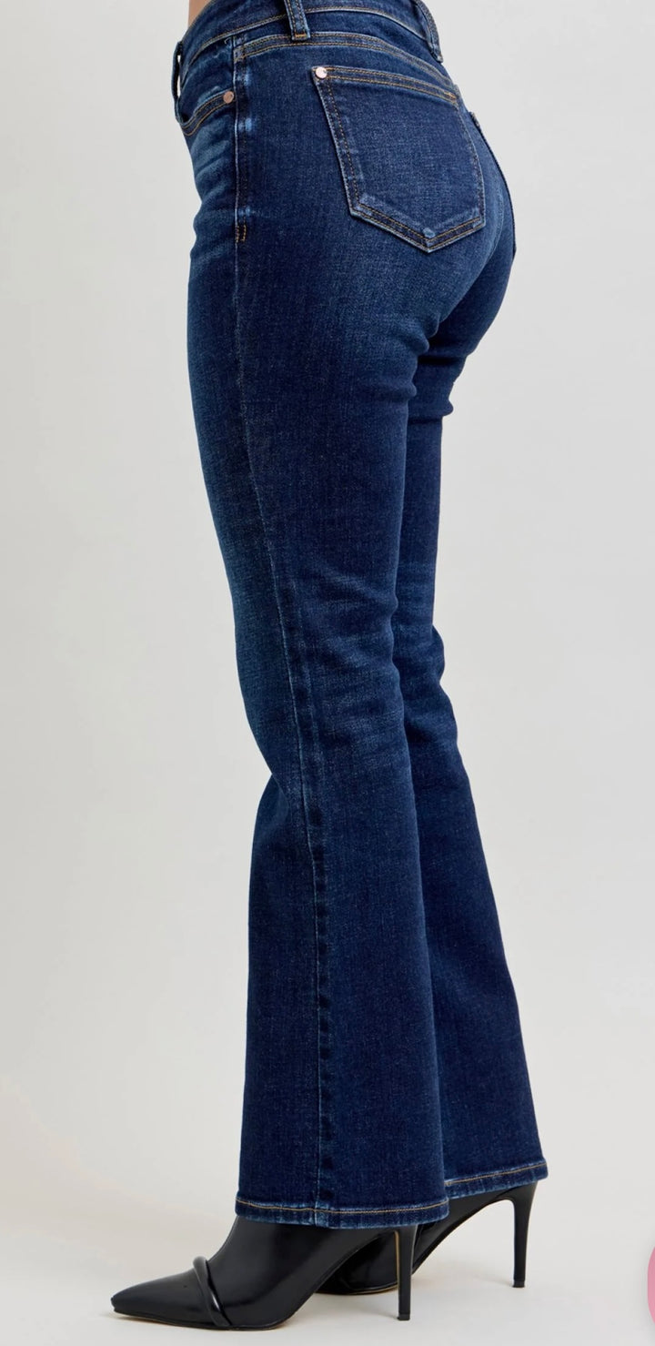 The Everyday Icon Straight-Leg Jeans