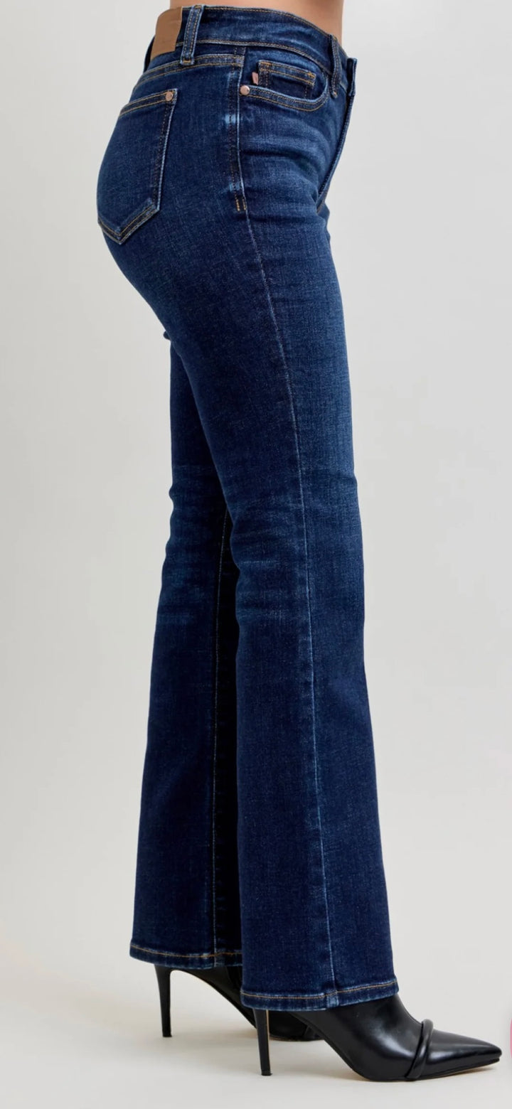 The Everyday Icon Straight-Leg Jeans