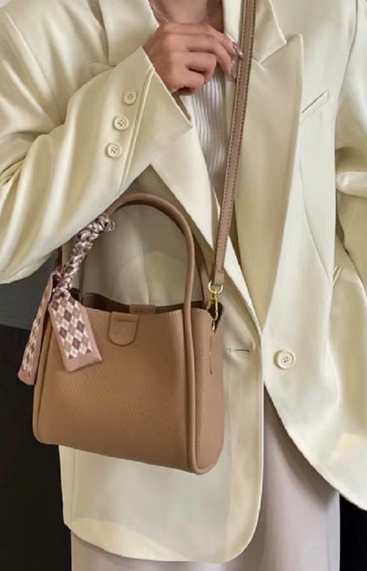 The Hollace Crossbody Bag