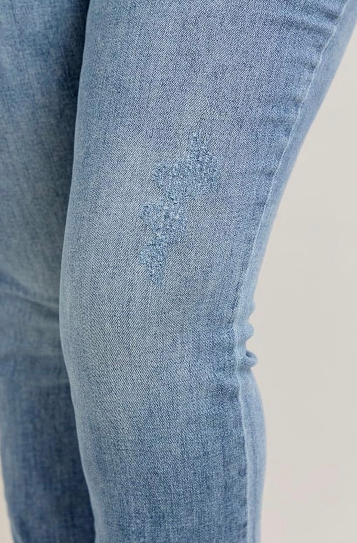 Judy Blue mid-rise Bootcut Jean
