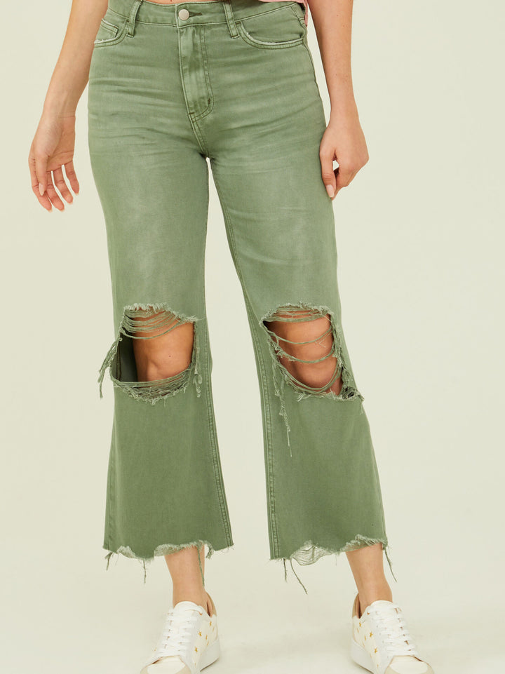 Risen Knee Distressed crop jeans