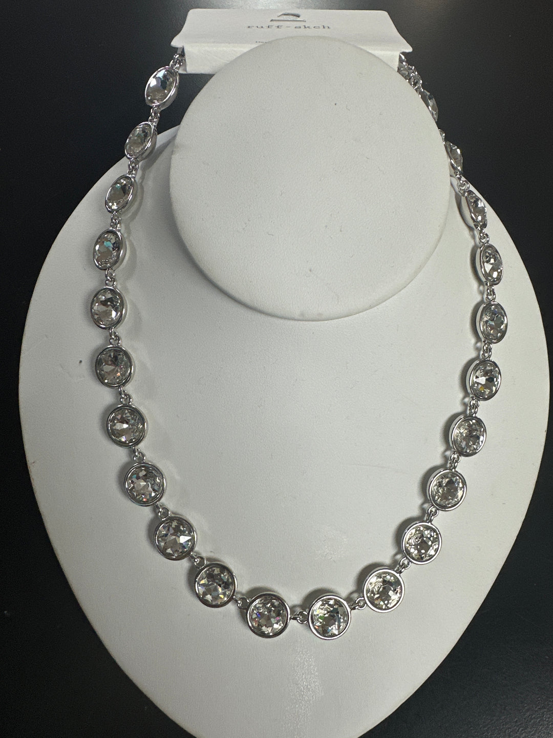 Jennifer’s Rd Faceted Stone Necklace